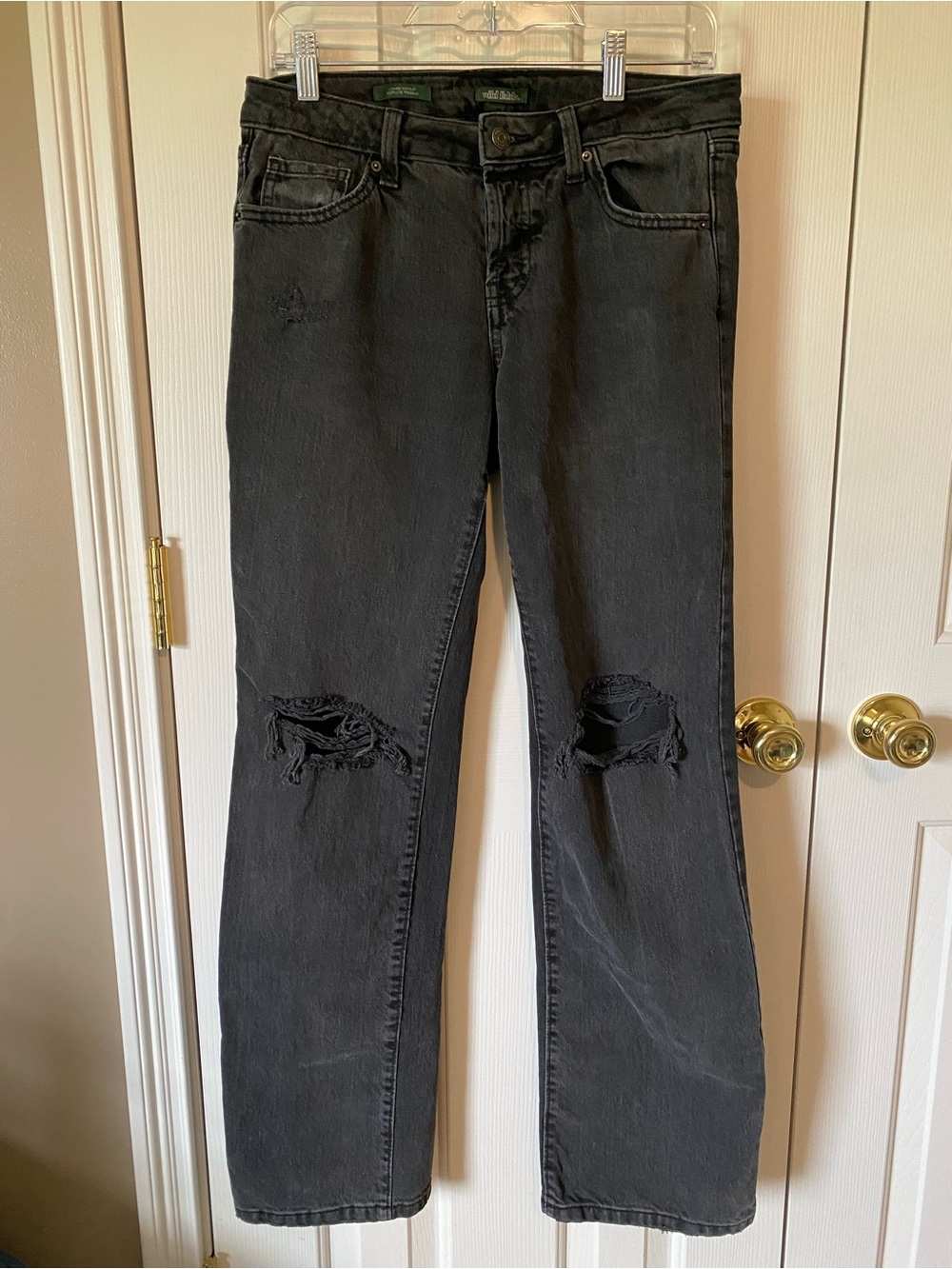 Wild Fable Low Rise Bootcut Black Distressed Women’s Jeans Size 4